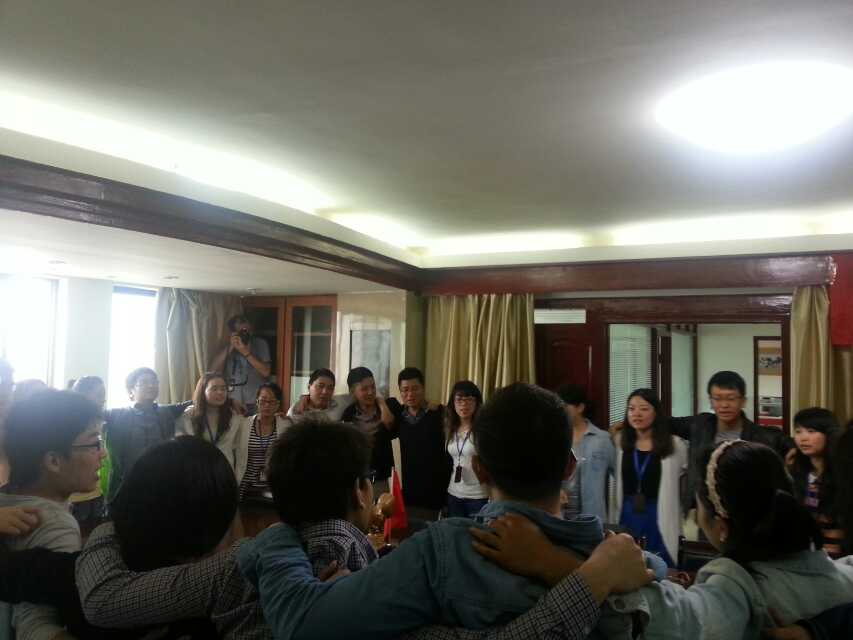 Join Sunny's Wonderful Team Building Activities 