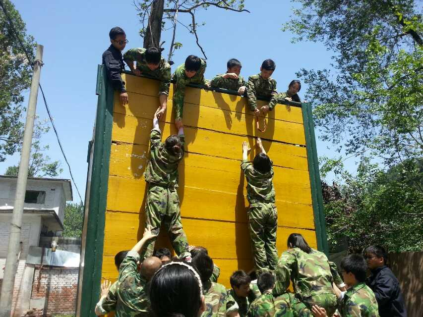 Join Sunny's Wonderful Team Building Activities