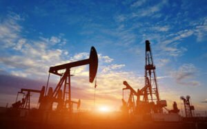 Application of quartz accelerometer in oil drilling field